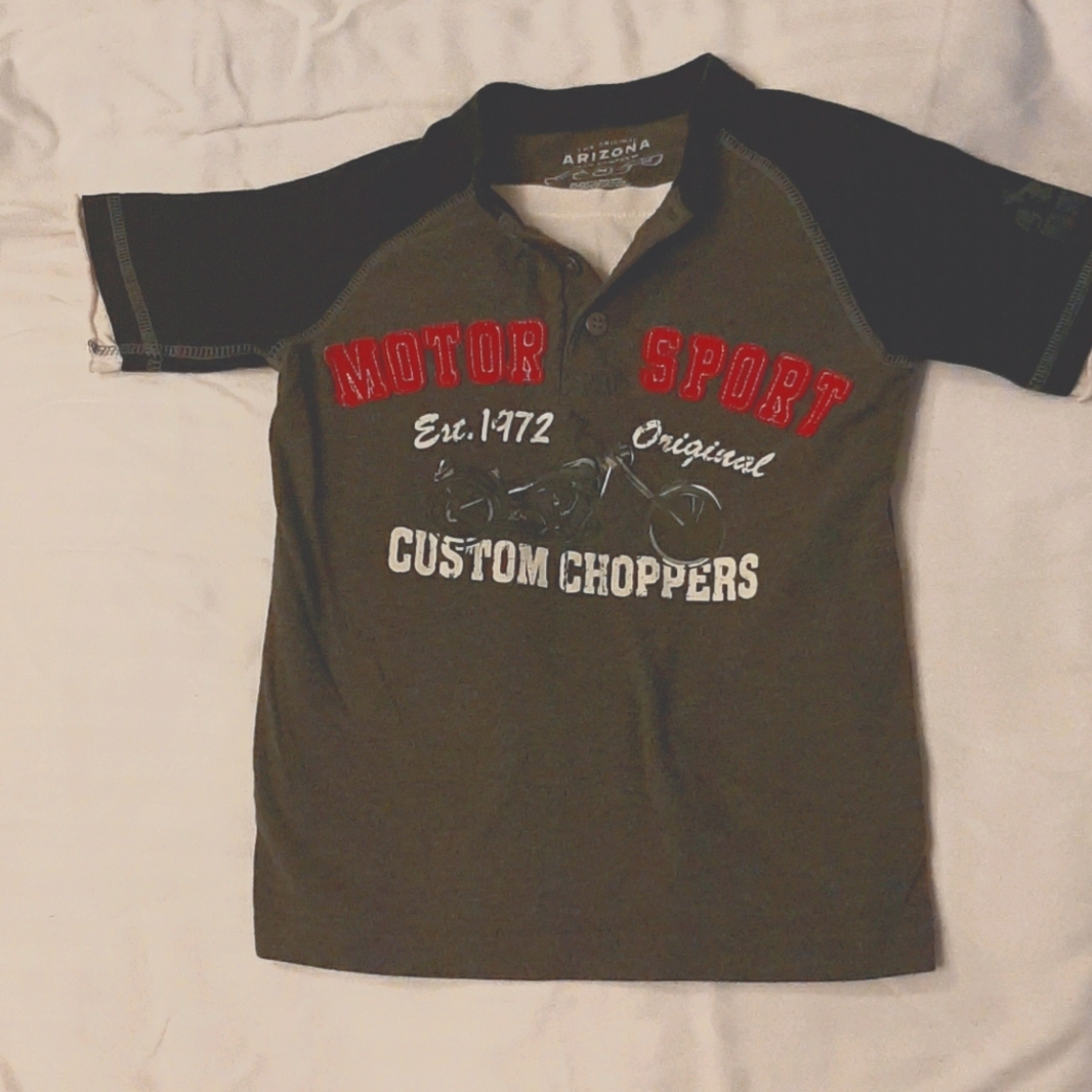 Arizona Boys medium shirt